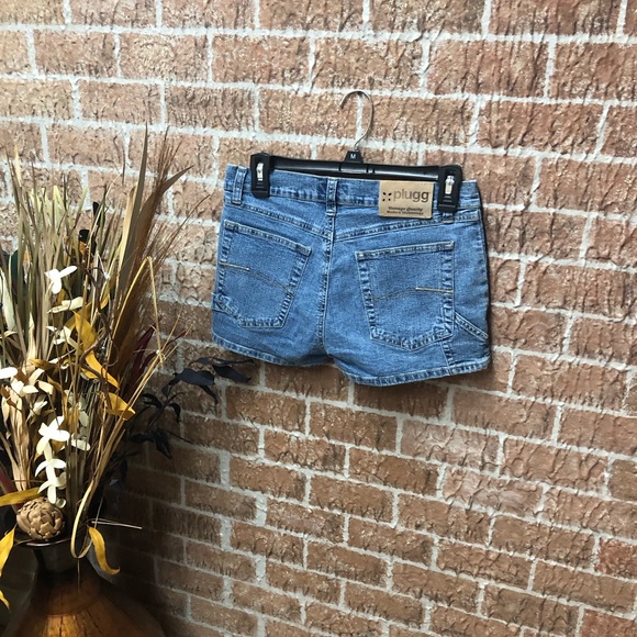 Plugg Women’s Jean Shorts Size 9 Item #PHK2436 - Picture 2 of 3